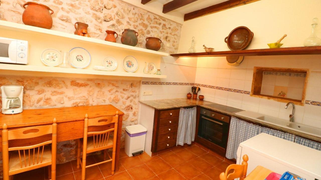 Can Cova Llombarts Esterno foto